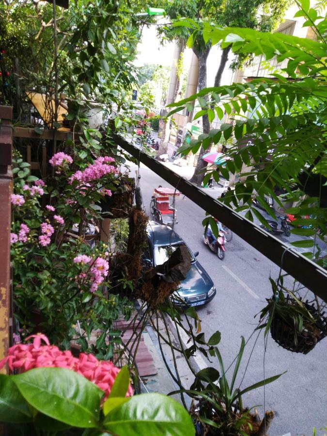 Hanoi Balcony Homestay Bagian luar foto